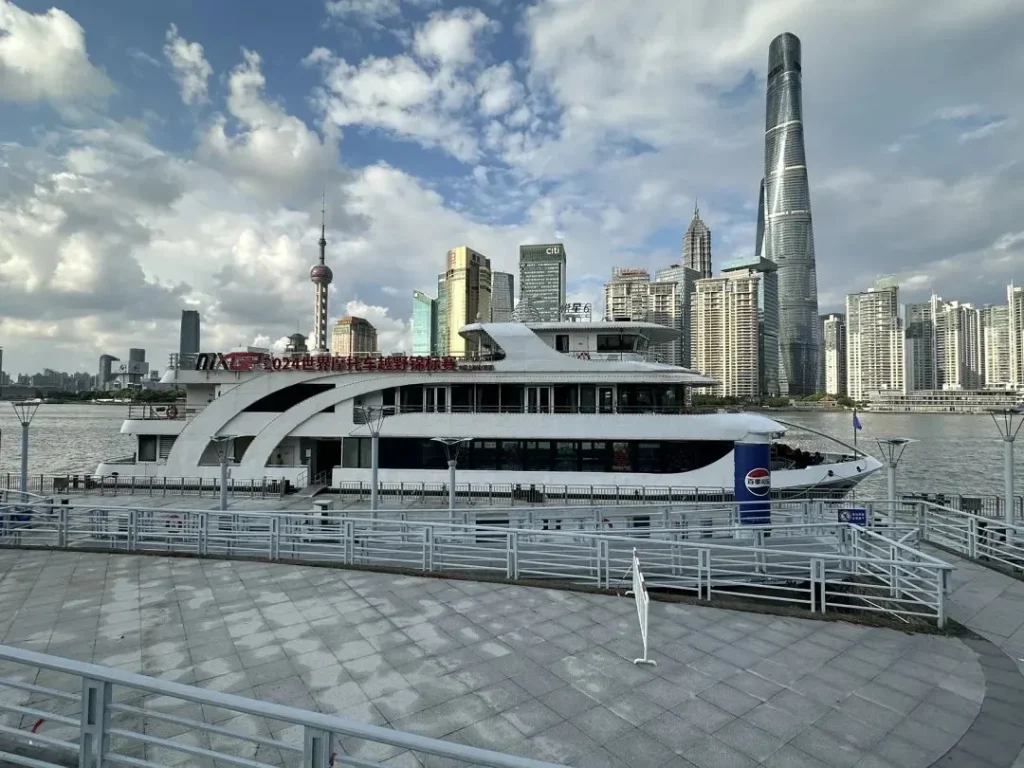 Huangpu River Cruise