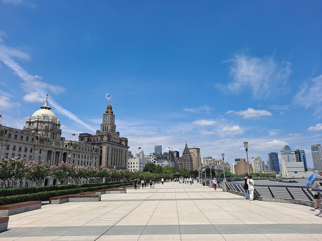 Travel guide photo for Shanghai in 3 Days: Art Deco Bund, French Concession and Water Towns
